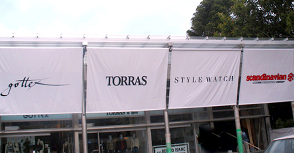 toldo store y con guía 02